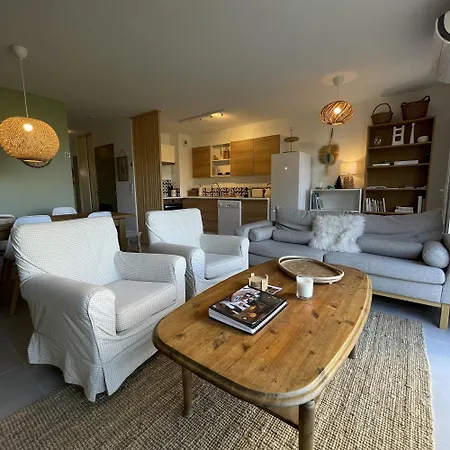 Le Clos Du Moulin 3, With Garden, 3 Bedroom (adults Only) *