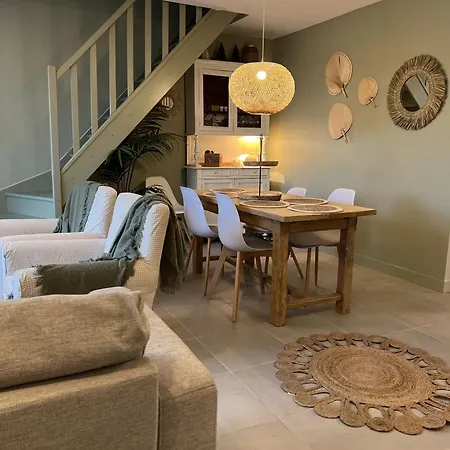 Hébergement de vacances Le Clos Du Moulin 3, With Garden, 3 Bedroom (adults Only) *