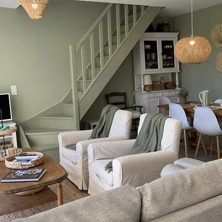Le Clos Du Moulin 3, With Garden, 3 Bedroom (adults Only) *