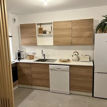 Le Clos Du Moulin 3, With Garden, 3 Bedroom (adults Only) Vakantiehuis Entraigues-sur-la-Sorgue