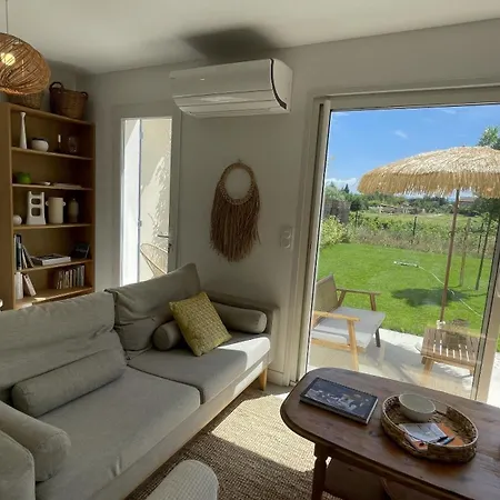 Vakantiehuis Le Clos Du Moulin 3, With Garden, 3 Bedroom (adults Only)