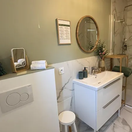 Vakantiehuis Le Clos Du Moulin 3, With Garden, 3 Bedroom (adults Only) *